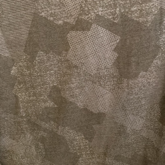 Prana Short Sleeved Crew TShirt - Picture 6 of 8